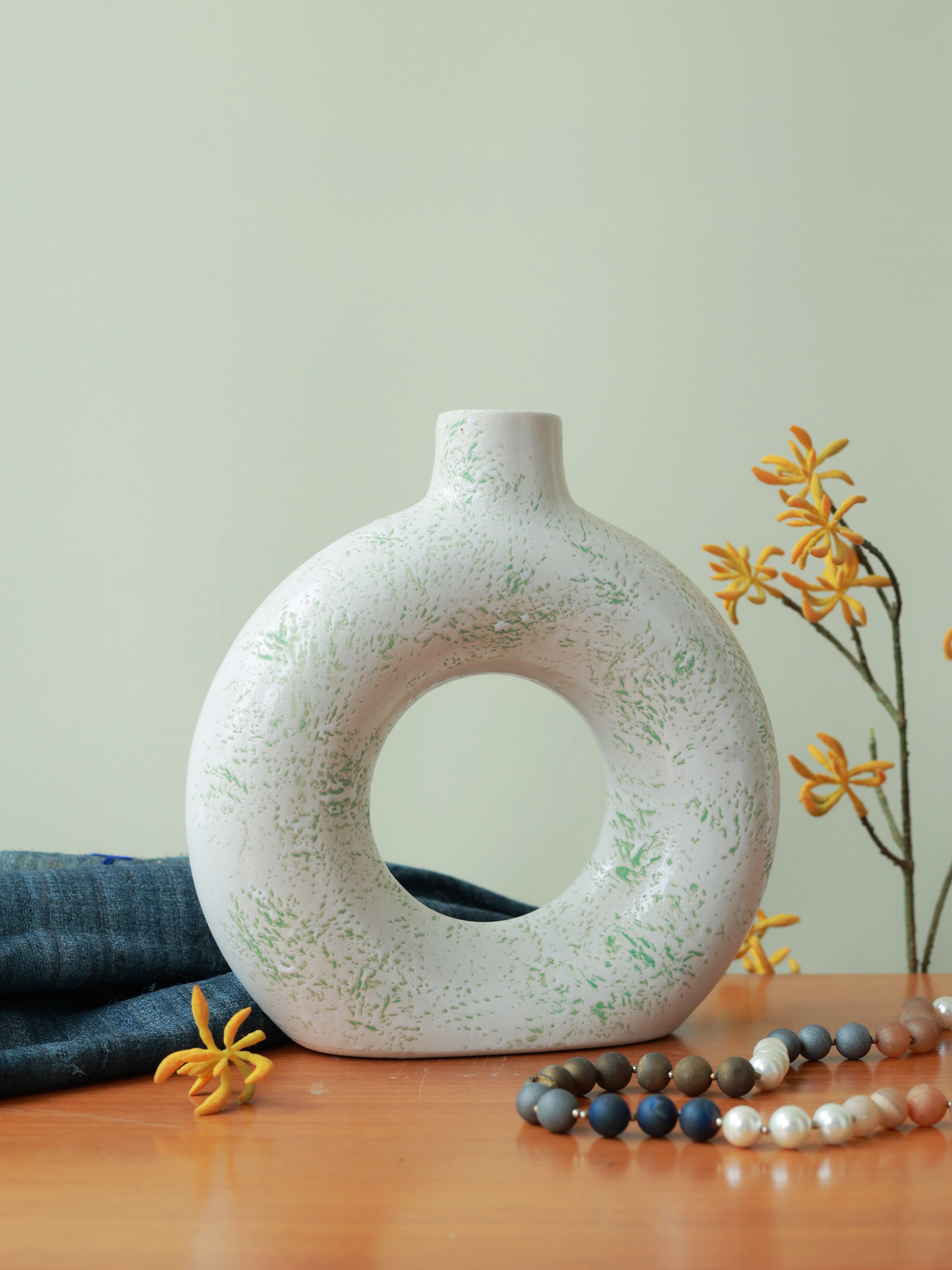 Piharwa Moonstone Vase