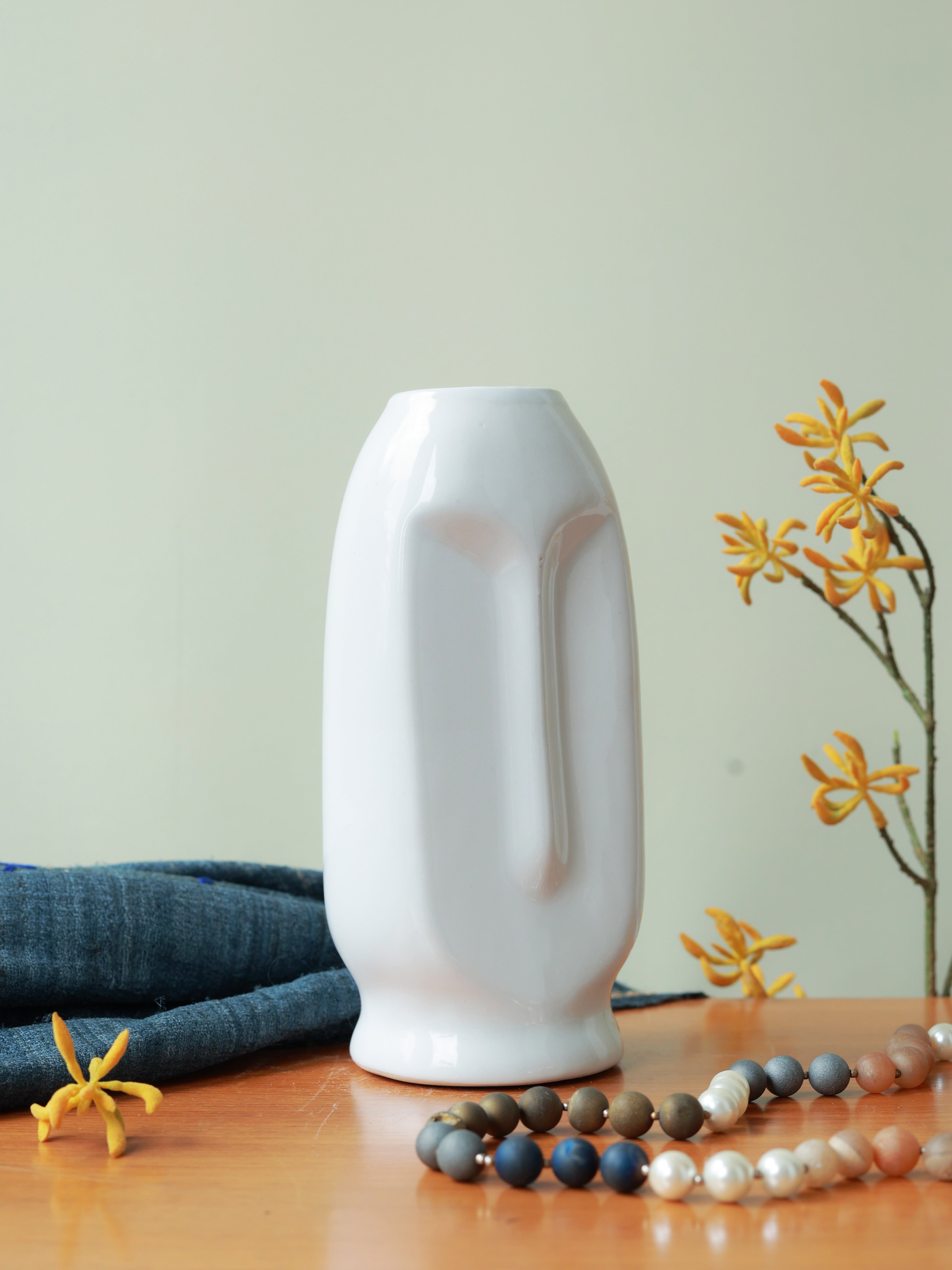 Piharwa Elongated Muse Pot