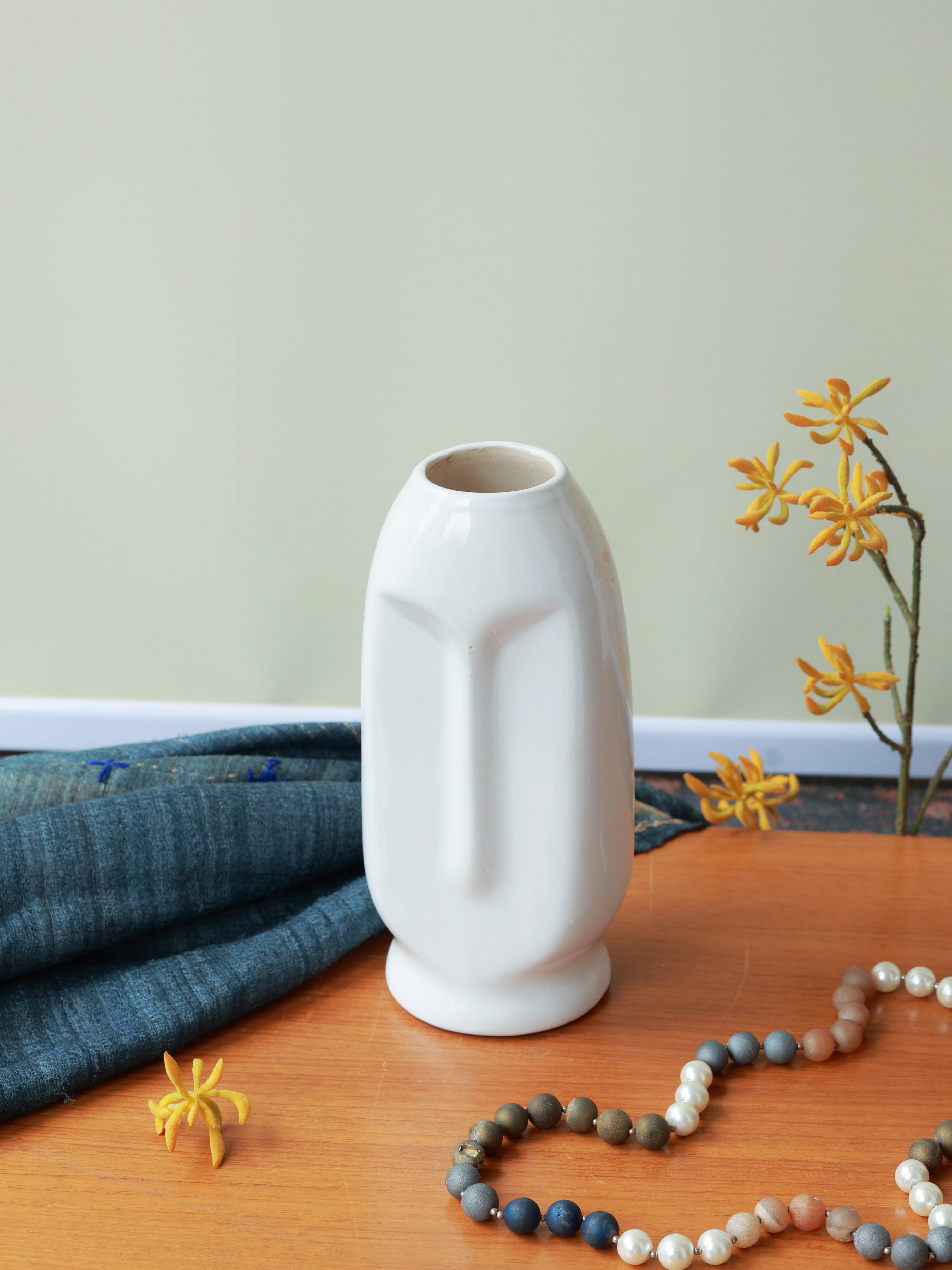 Piharwa Elongated Muse Pot